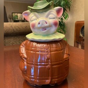 Vtg Shawnee Pottery Smiley Winnie pig cookie jar / piggy bank head